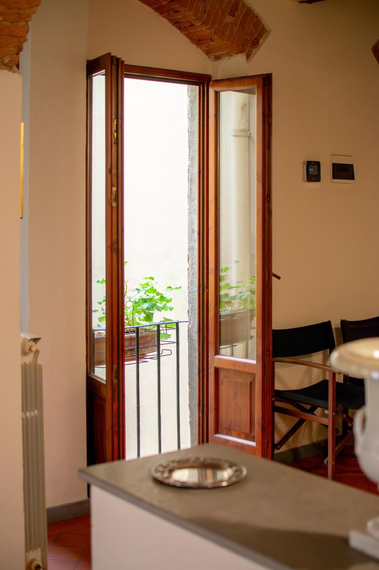 Central And Quiet Apartment 佛罗伦萨 外观 照片